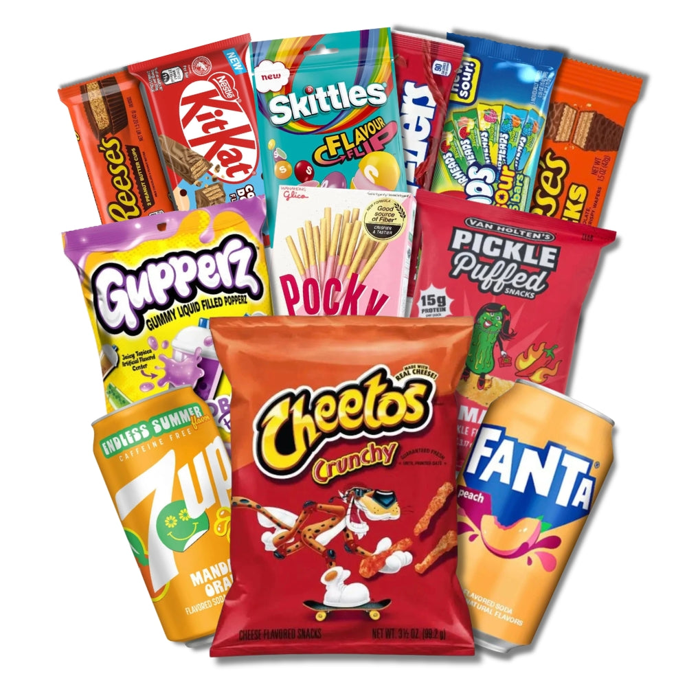 Komplet pakiranih grickalica u raznim vrećicama: Skittles, Cheetos, Fanta